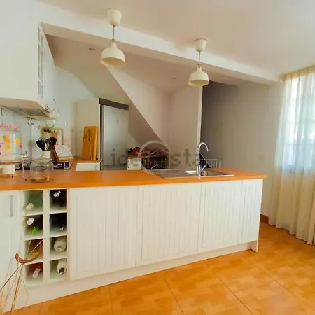 بيت للعطل Precioso Con Terraza En Piso Superior لوس رياليخوس